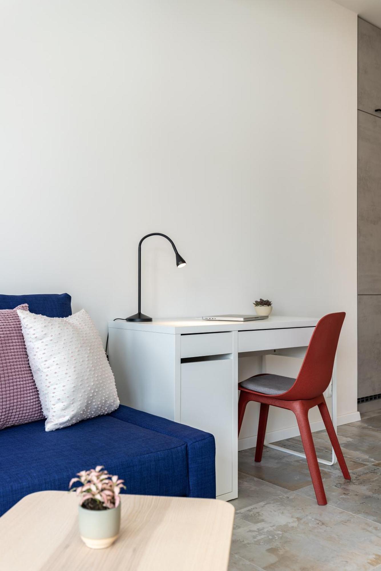 Fully Equipped Apartments With Terraces, Free Garage Parking, Netflix & Ac - By Apartmany Slapanice Cz Екстериор снимка